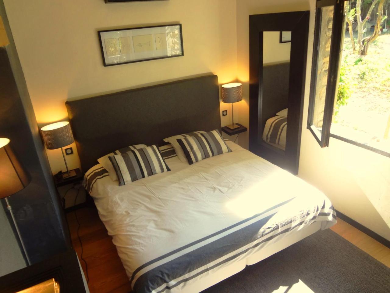 Les Olives Apartment อูเซส ภายนอก รูปภาพ